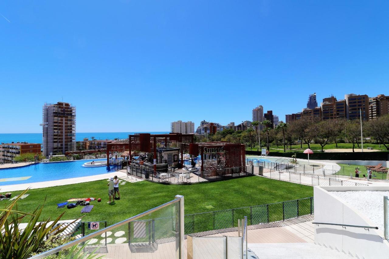 Апартаменти Sunset Drive 1-46 Poniente Beach Бенідорм Екстер'єр фото