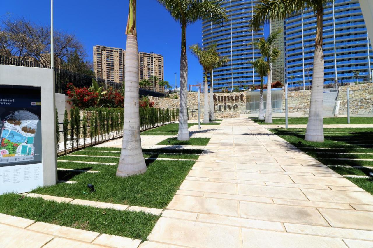 Апартаменти Sunset Drive 1-46 Poniente Beach Бенідорм Екстер'єр фото